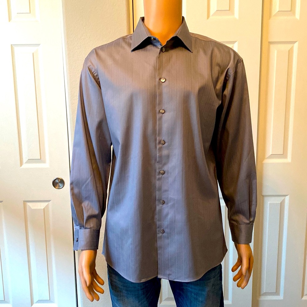 Long sleeve dress shirt
